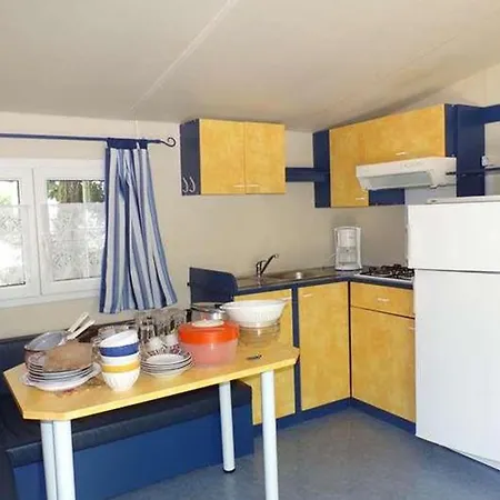 Mobil-home Avec Terrasse A Pour 6 Personnes - Api-1-52-247 Κάμπινγκ *