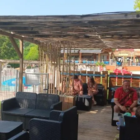 Mobil-home Avec Terrasse A Pour 6 Personnes - Api-1-52-247 Kemp La Cassagne